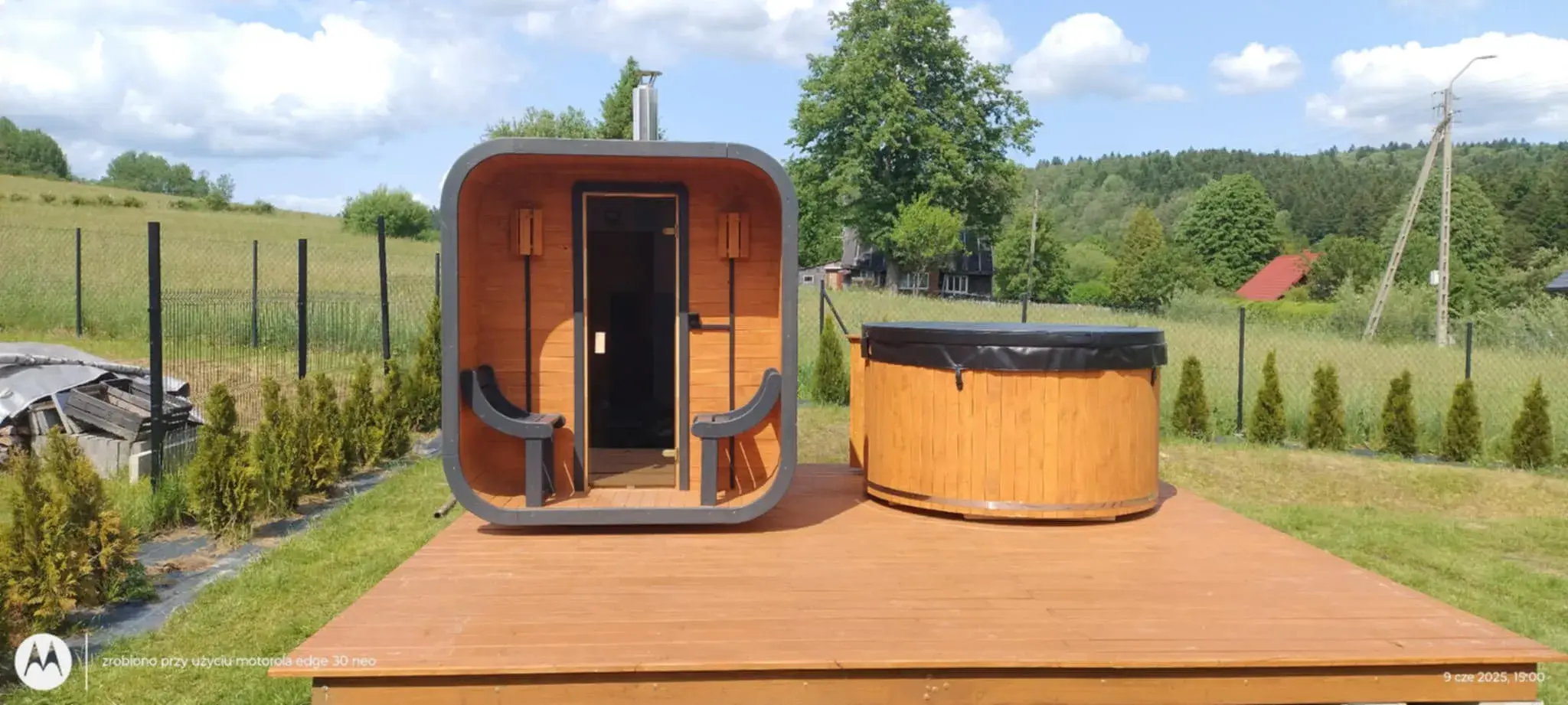 Barrel & Ice Cube Outdoor Sauna